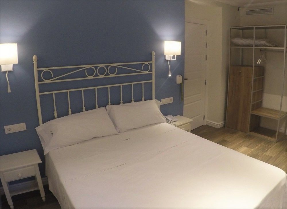Apartamentos Mr La Racona Santa Llucia エクステリア 写真