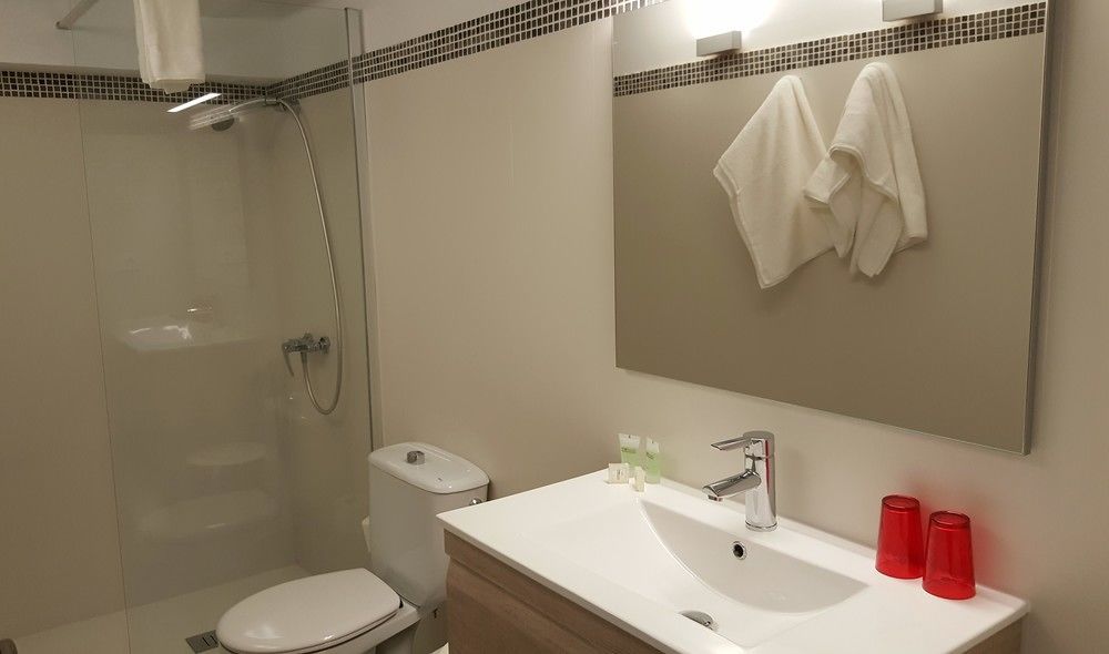 Apartamentos Mr La Racona Santa Llucia エクステリア 写真